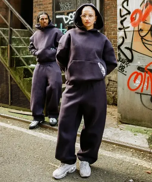 Episodes Tracksuit